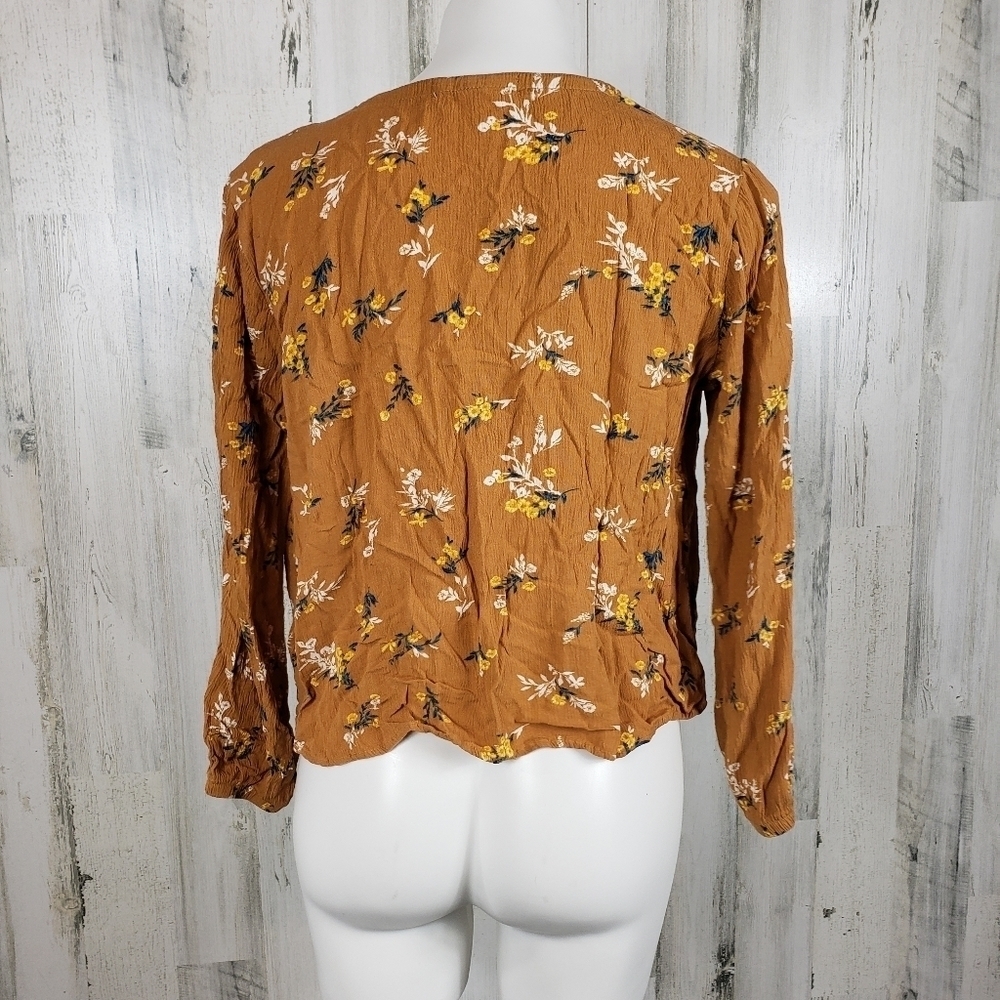 Rewind floral long sleeve front tie top size XL - Picture 5 of 8